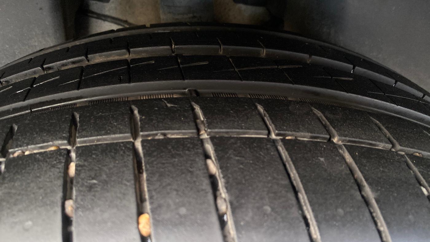 2021 Jeep Compass LIMITED (O) 1.4 PETROL DCT, Petrol, Automatic, 81,051 km, Right Rear Tyre Tread