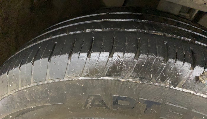 2022 Tata Harrier XTA 2.0L KRYOTEC PLUS, Diesel, Automatic, 73,326 km, Left Front Tyre Tread