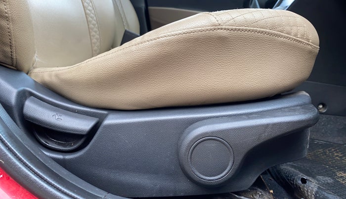 2014 Hyundai Xcent SX 1.2, Petrol, Manual, 72,288 km, Driver Side Adjustment Panel