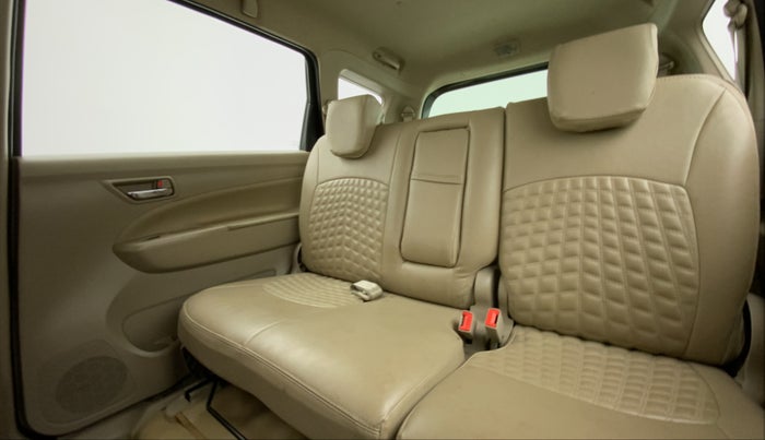 2017 Maruti Ertiga VXI, Petrol, Manual, 38,564 km, Right Side Rear Door Cabin