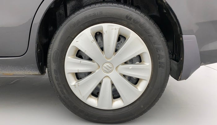 2017 Maruti Ertiga VXI, Petrol, Manual, 38,564 km, Left Rear Wheel