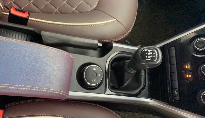 2021 Tata NEXON XM SUNROOF PETROL, Petrol, Manual, 43,865 km, Gear Lever