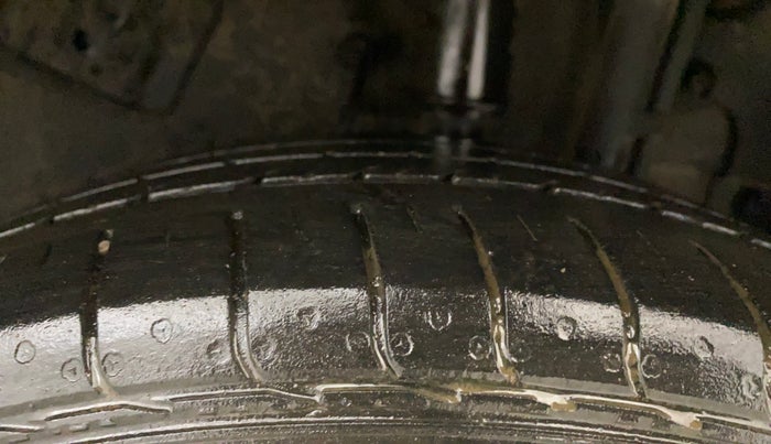 2021 Tata NEXON XM SUNROOF PETROL, Petrol, Manual, 43,865 km, Left Rear Tyre Tread