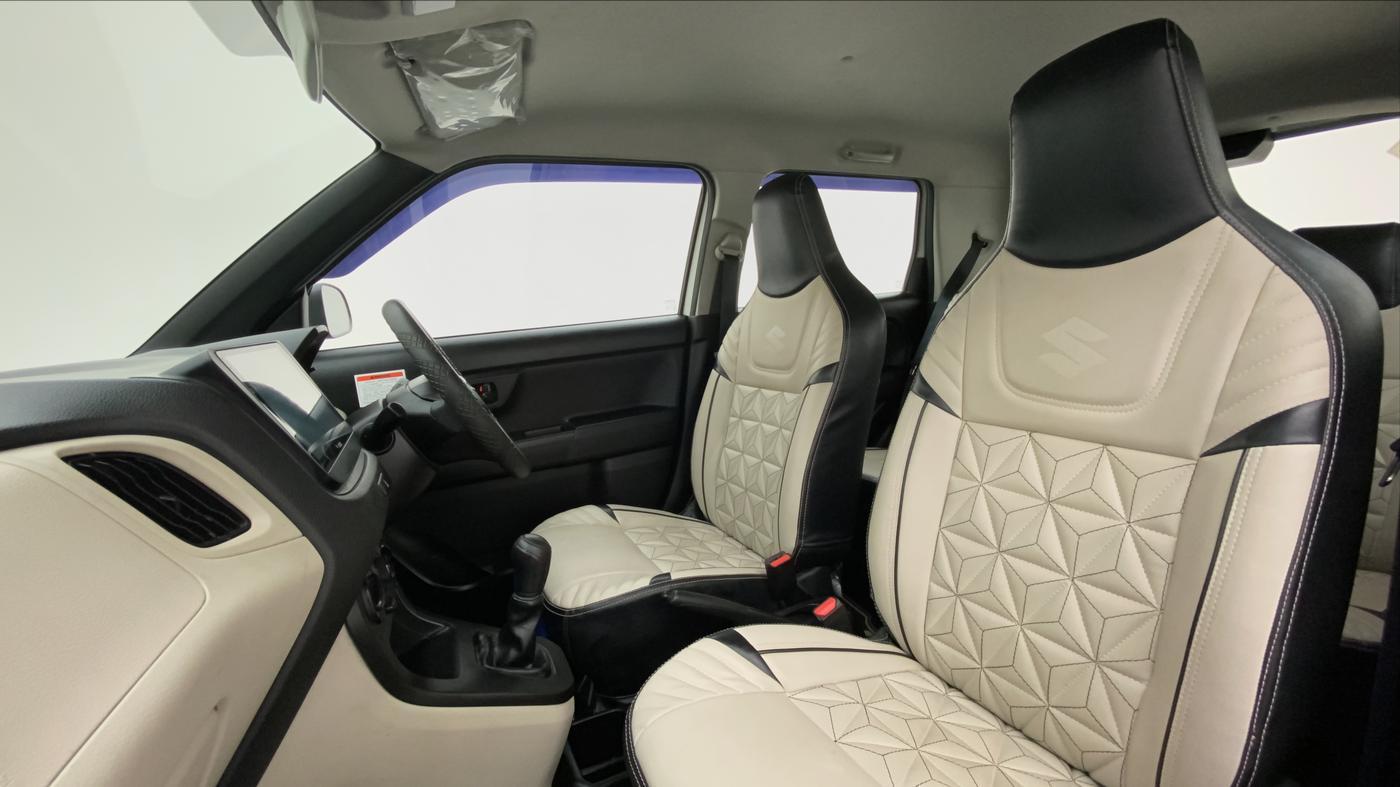 2021 Maruti New Wagon-R 1.0 Lxi (o) cng, CNG, Manual, 23,196 km, Right Side Front Door Cabin