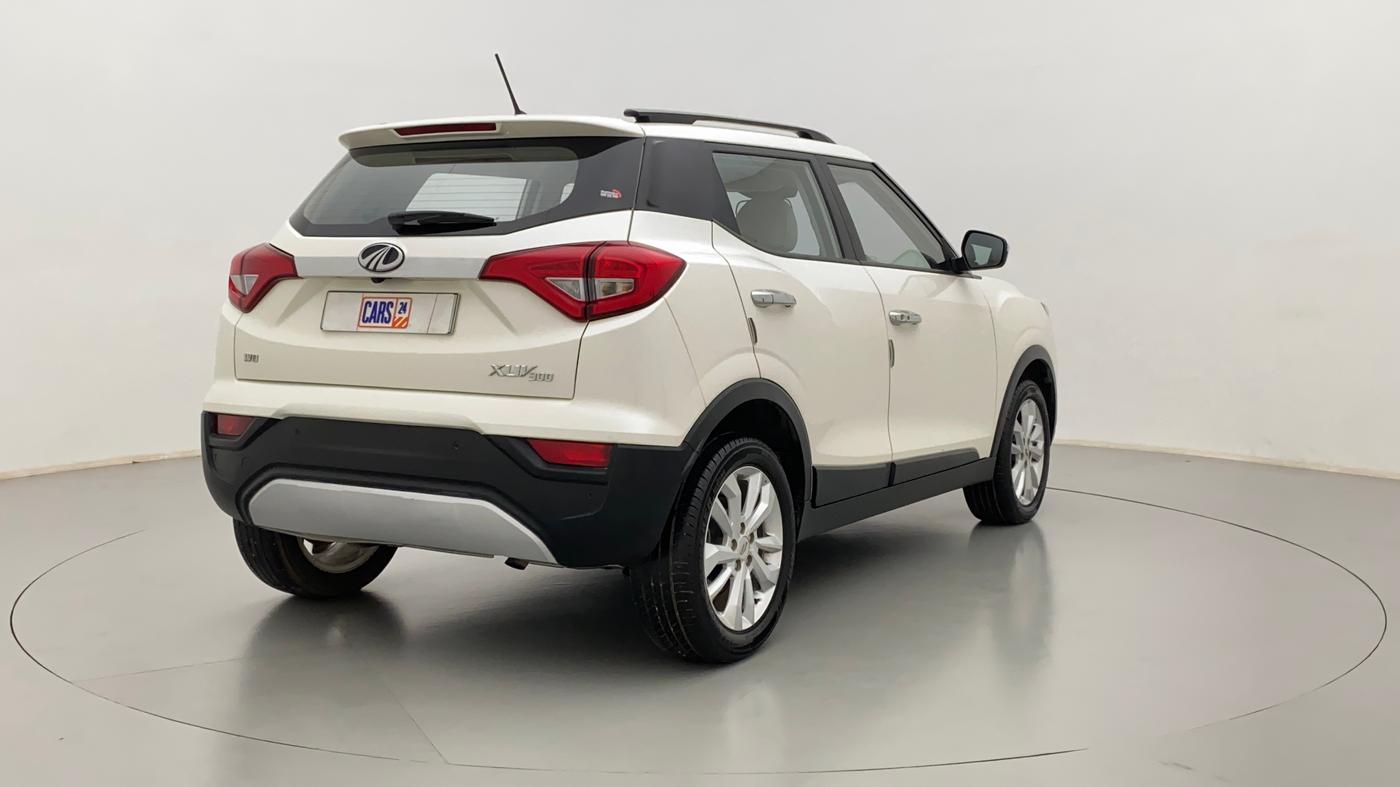 2021 Mahindra XUV300 W8 PETROL MT, Petrol, Manual, 13,426 km, Right Back Diagonal