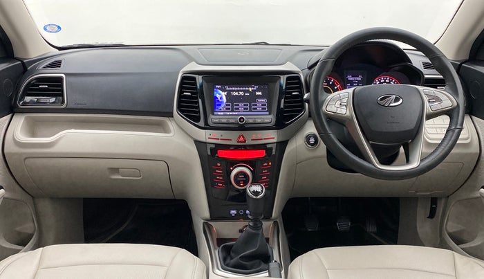 2021 Mahindra XUV300 W8 PETROL MT, Petrol, Manual, 13,426 km, Dashboard