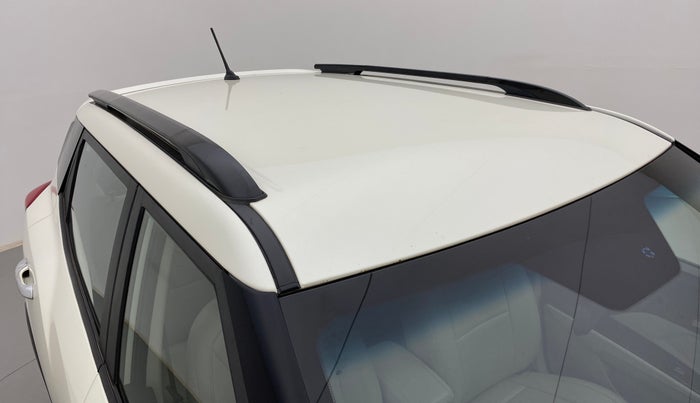 2021 Mahindra XUV300 W8 PETROL MT, Petrol, Manual, 13,426 km, Roof