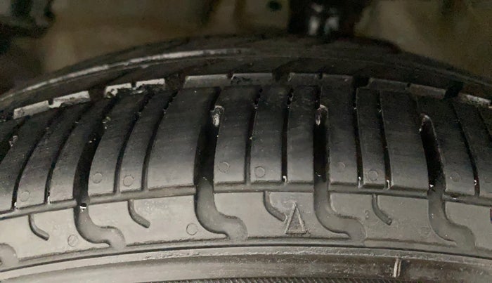 2019 Maruti Celerio X ZXI (O), CNG, Manual, 90,700 km, Left Front Tyre Tread