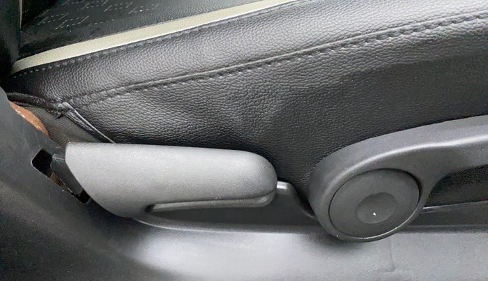 2019 Maruti Celerio X ZXI (O), CNG, Manual, 90,700 km, Driver Side Adjustment Panel