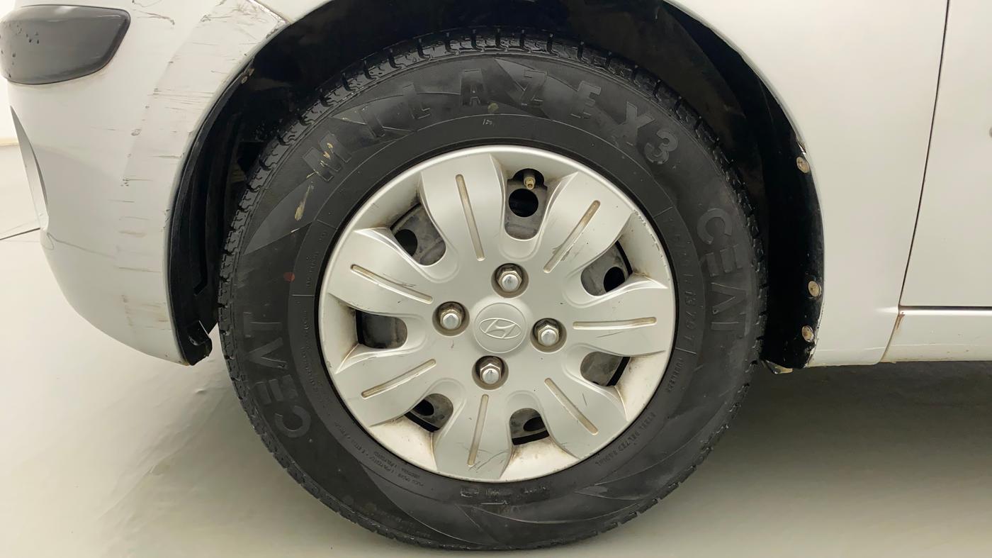 2010 Hyundai i10 MAGNA 1.2, Petrol, Manual, 23,757 km, Left Front Wheel