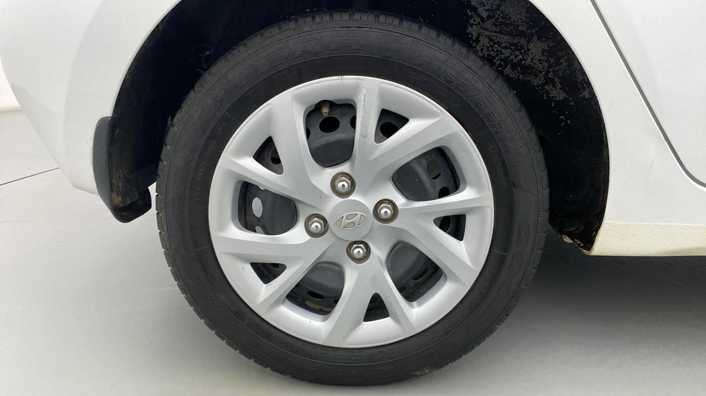 2019 Hyundai Grand i10 MAGNA 1.2 KAPPA VTVT, Petrol, Manual, 32,717 km, Right Rear Wheel