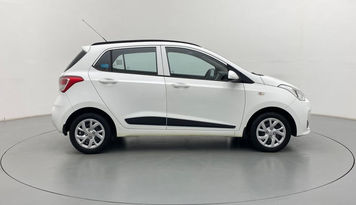 2019 Hyundai Grand i10 MAGNA 1.2 KAPPA VTVT, Petrol, Manual, 32,717 km, Right Side View