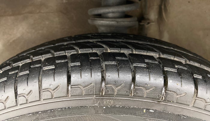 2018 Maruti Alto 800 LXI O, Petrol, Manual, 48,565 km, Left Front Tyre Tread
