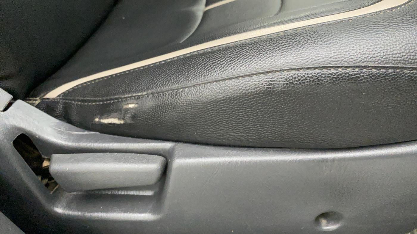 2018 Maruti Alto K10 VXI, CNG, Manual, 35,849 km, Driver Side Adjustment Panel
