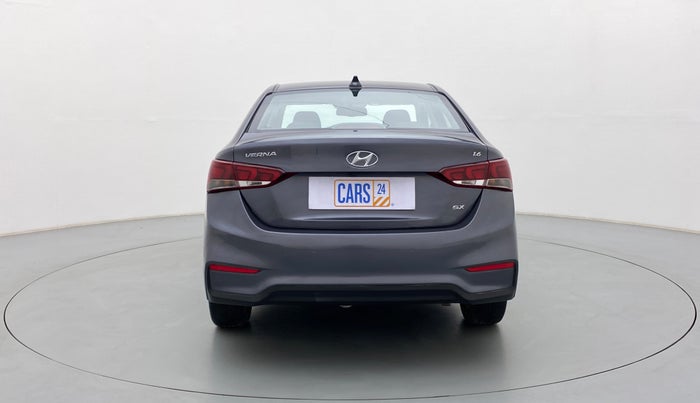 2017 Hyundai Verna 1.6 SX VTVT, Petrol, Manual, 29,275 km, Back/Rear