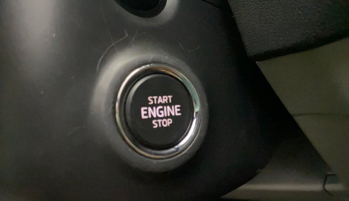 2022 Skoda KUSHAQ STYLE 1.0L TSI MT, Petrol, Manual, 53,934 km, Keyless Start/ Stop Button