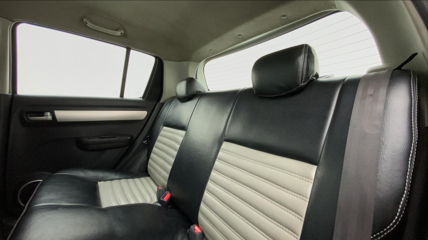 2011 Maruti Swift ZXI D, Petrol, Manual, 59,913 km, Right Side Rear Door Cabin