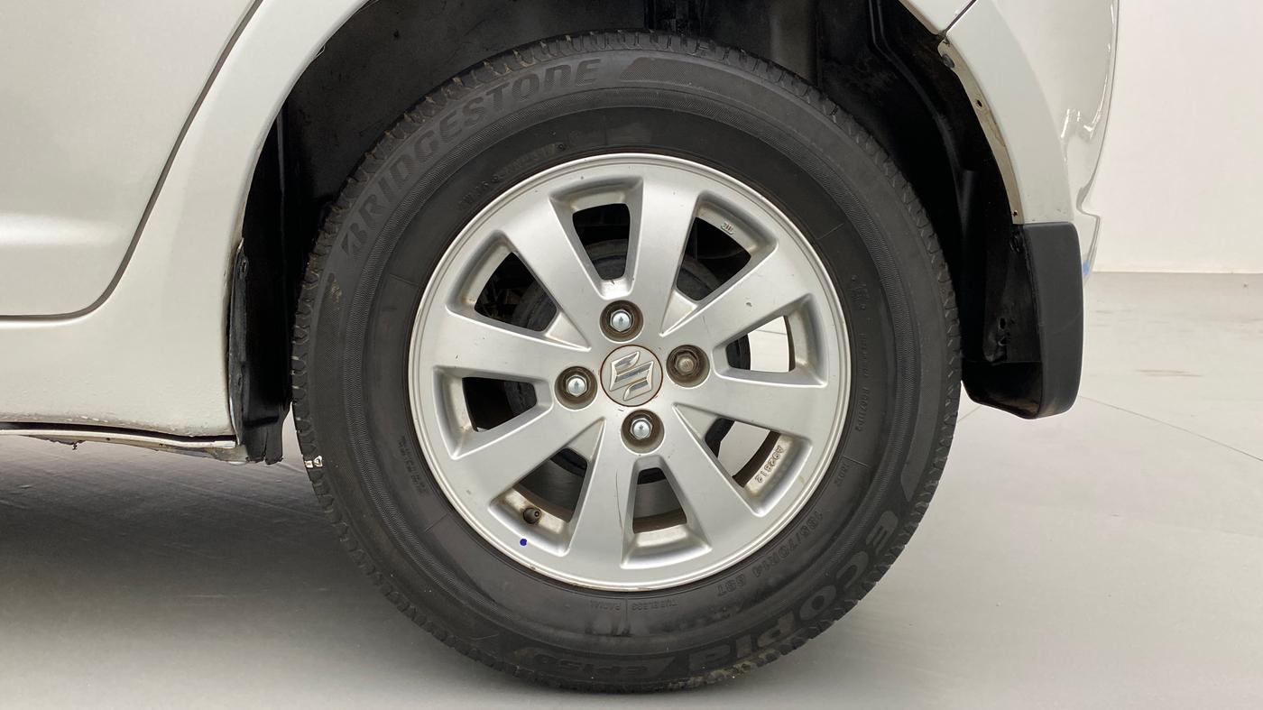 2011 Maruti Swift ZXI D, Petrol, Manual, 59,913 km, Left Rear Wheel