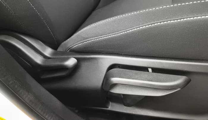 2023 Tata NEXON CREATIVE + SUNROOF 1.2 PETROL, Petrol, Manual, 13,404 km, Driver Side Adjustment Panel