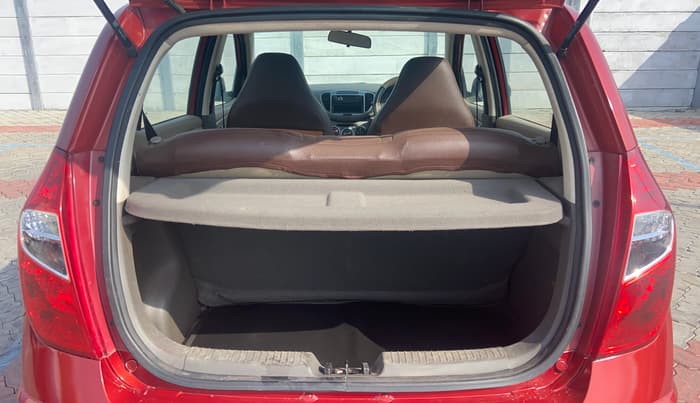 2013 Hyundai i10 MAGNA 1.2, Petrol, Manual, 55,606 km, Boot Inside