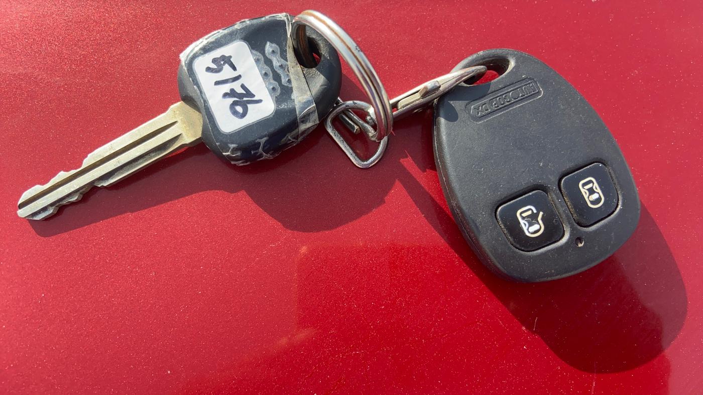 2013 Hyundai i10 MAGNA 1.2, Petrol, Manual, 55,606 km, Key Close Up