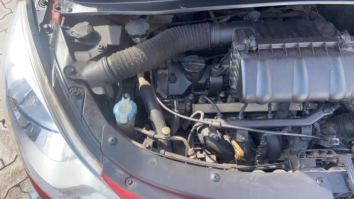 2013 Hyundai i10 MAGNA 1.2, Petrol, Manual, 55,606 km, Engine View - Left