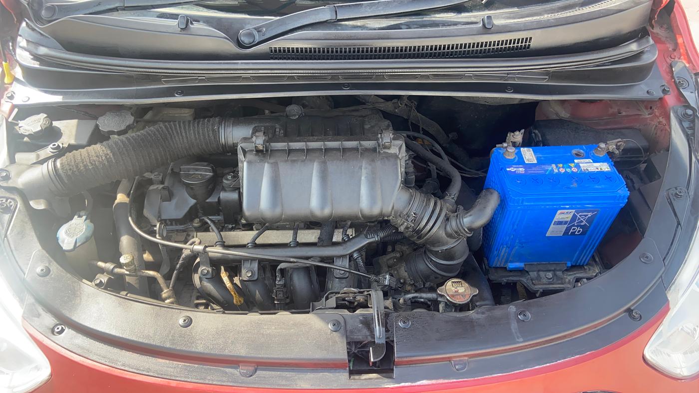 2013 Hyundai i10 MAGNA 1.2, Petrol, Manual, 55,606 km, Engine View