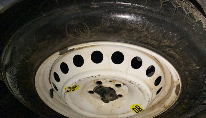 2023 Mahindra XUV700 MX P MT 5 STR, Petrol, Manual, 37,993 km, Spare Tyre