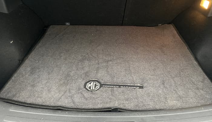 2022 MG ASTOR SHARP 1.5 CVT, Petrol, Automatic, 38,359 km, Boot Inside