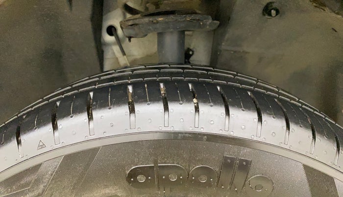 2023 Tata PUNCH CREATIVE  AMT, Petrol, Automatic, 13,823 km, Right Front Tyre Tread