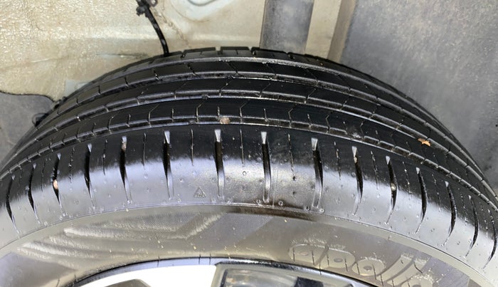 2023 Tata PUNCH CREATIVE  AMT, Petrol, Automatic, 13,823 km, Left Rear Tyre Tread