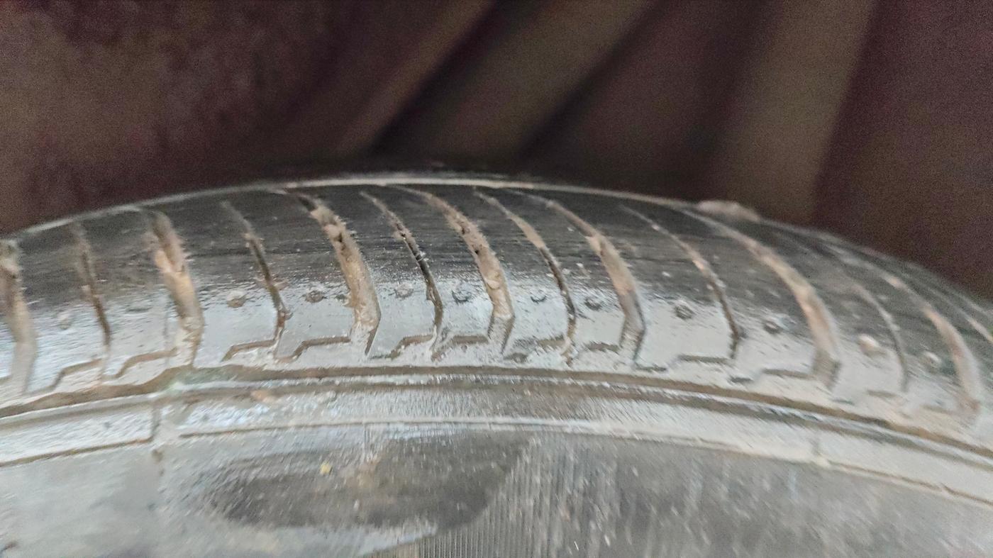 2018 Honda BR-V 1.5L I- DTEC V, Diesel, Manual, 63,087 km, Left Rear Tyre Tread