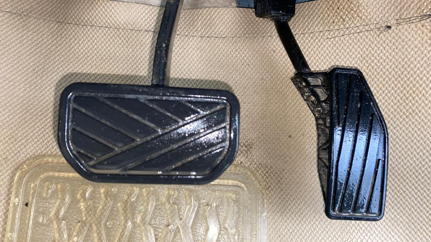 2019 Maruti Dzire VXI AMT, Petrol, Automatic, 23,804 km, Pedals