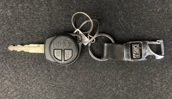 2019 Maruti Dzire VXI AMT, Petrol, Automatic, 23,804 km, Key Close Up