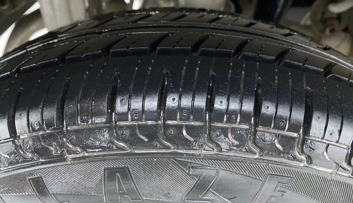 2019 Maruti Alto 800 LXI, Petrol, Manual, 12,138 km, Right Rear Tyre Tread