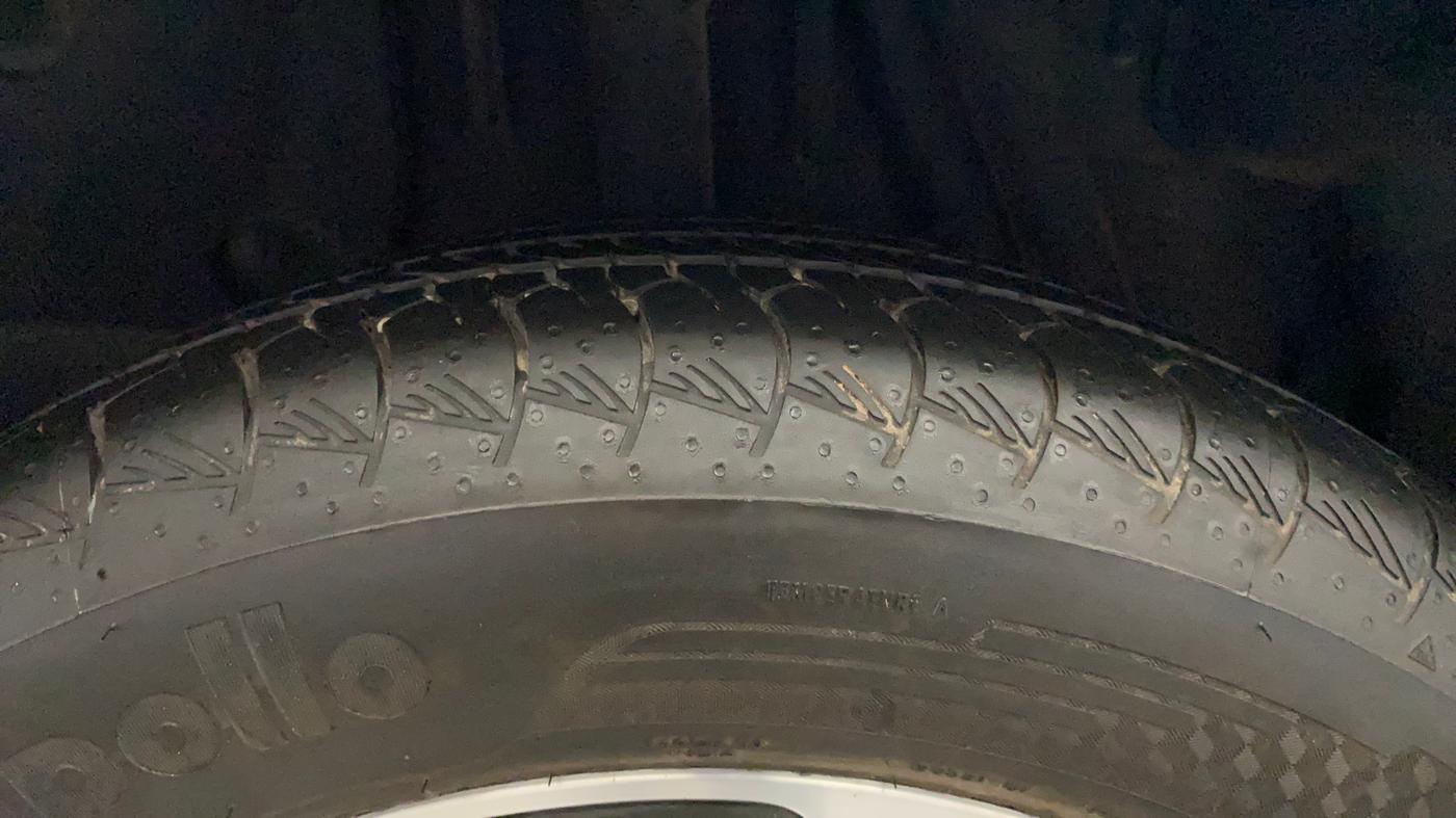 2020 Renault Duster RXZ 1.3 TURBO PETROL MT, Petrol, Manual, 25,335 km, Right Rear Tyre Tread