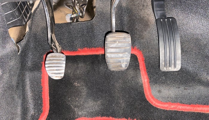 2020 Renault Duster RXZ 1.3 TURBO PETROL MT, Petrol, Manual, 25,335 km, Pedals