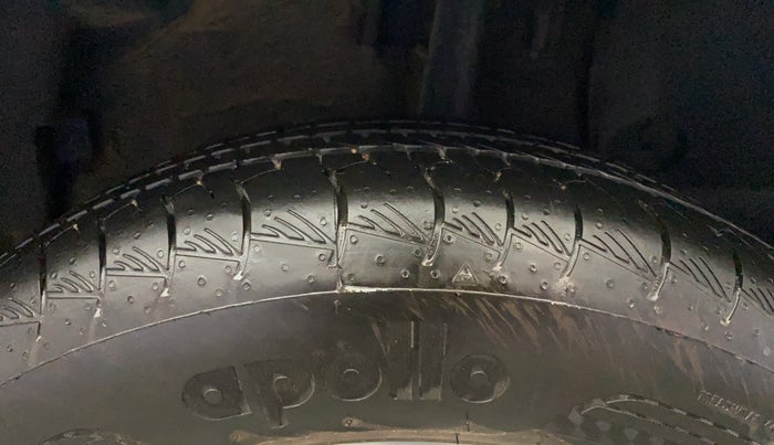 2020 Renault Duster RXZ 1.3 TURBO PETROL MT, Petrol, Manual, 25,335 km, Left Rear Tyre Tread