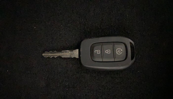 2020 Renault Duster RXZ 1.3 TURBO PETROL MT, Petrol, Manual, 25,335 km, Key Close Up