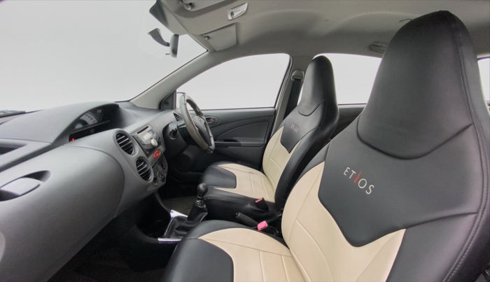 2012 Toyota Etios Liva GD, Diesel, Manual, 54,457 km, Right Side Front Door Cabin