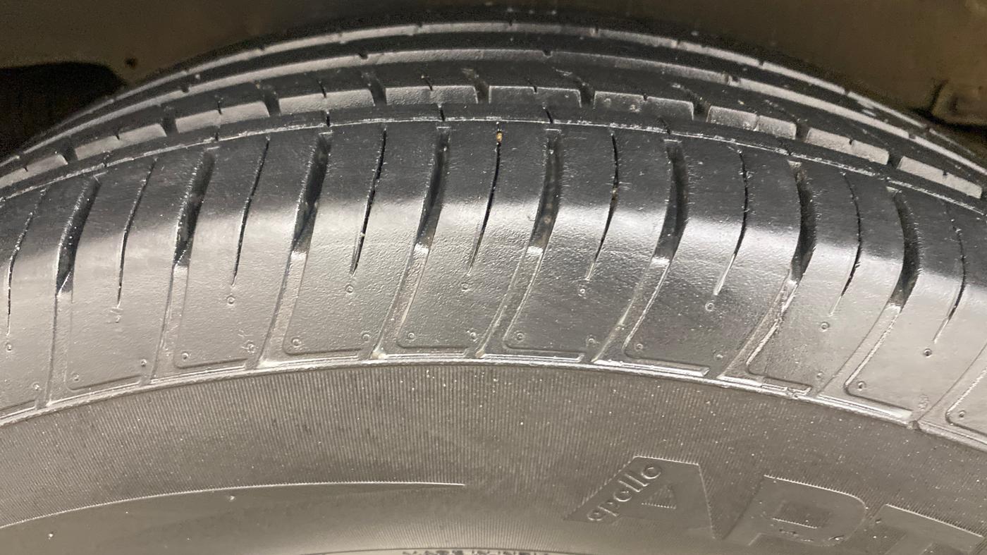 2022 Mahindra Scorpio S11 2WD, Diesel, Manual, 28,756 km, Right Rear Tyre Tread