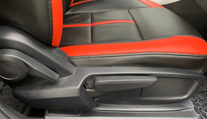 2020 Tata ALTROZ XZ PETROL, Petrol, Manual, 74,916 km, Driver Side Adjustment Panel