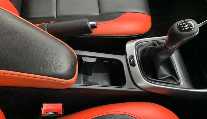 2020 Tata ALTROZ XZ PETROL, Petrol, Manual, 74,916 km, Gear Lever