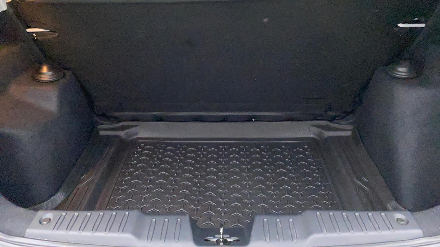 2020 Tata ALTROZ XZ 1.2, Petrol, Manual, 14,826 km, Boot Inside
