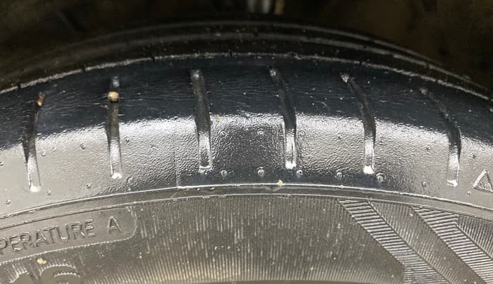 2021 Maruti Baleno ZETA PETROL 1.2, Petrol, Manual, 45,082 km, Left Front Tyre Tread