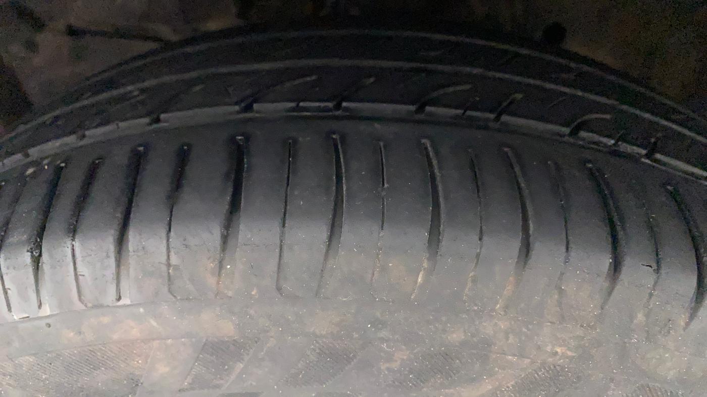 2017 Honda Jazz 1.2L I-VTEC V AT, Petrol, Automatic, 71,216 km, Left Front Tyre Tread