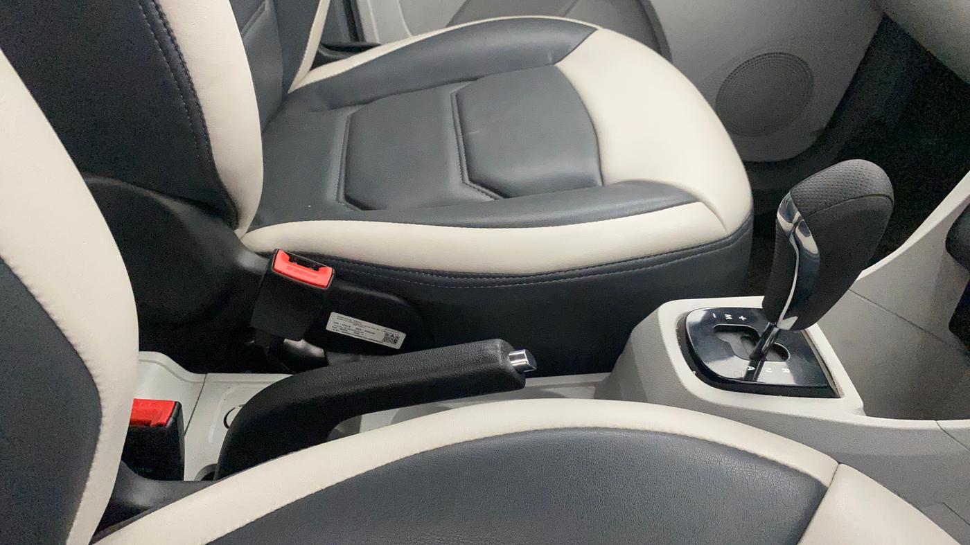 2025 Tata Tiago XZA iCNG, CNG, Automatic, 21,051 km, Gear Lever