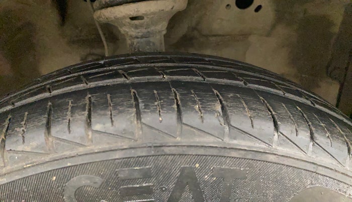 2014 Maruti Wagon R 1.0 LXI, Petrol, Manual, 72,635 km, Right Front Tyre Tread