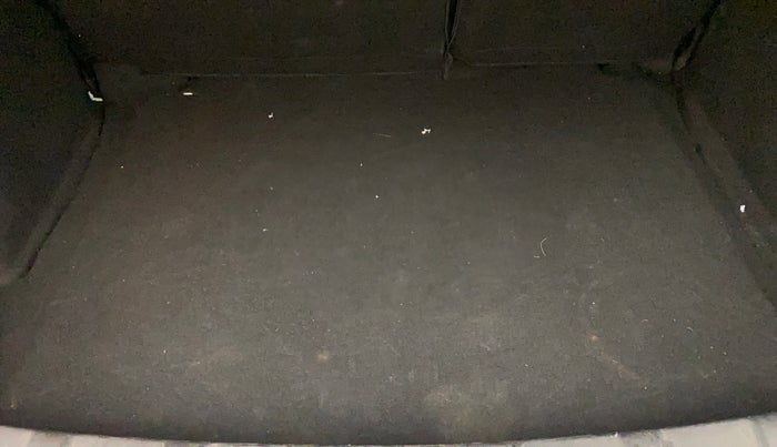 2020 Tata NEXON XZ PLUS (O) PETROL DUAL TONE, Petrol, Manual, 86,165 km, Boot Inside