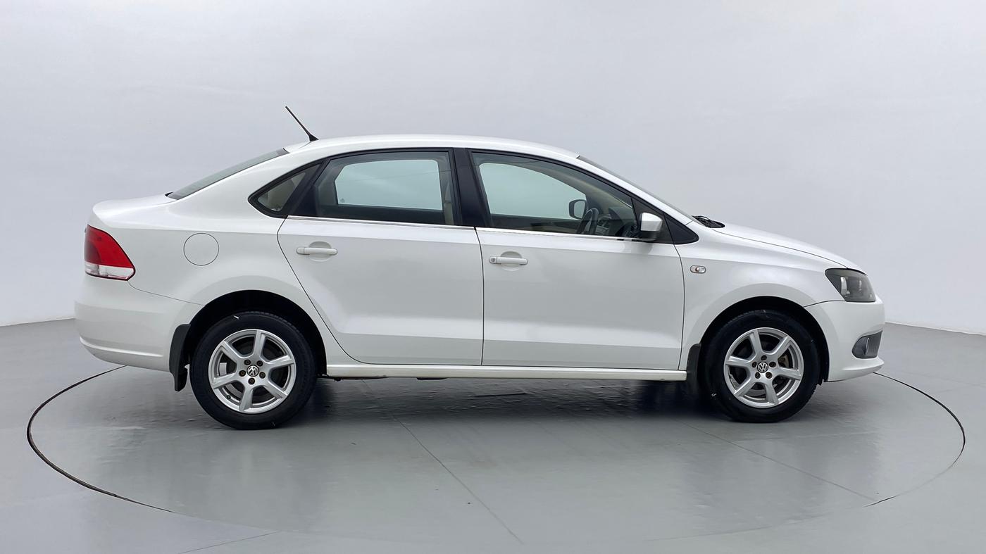2014 Volkswagen Vento HIGHLINE DIESEL, Diesel, Manual, 1,05,831 km, Right Side View